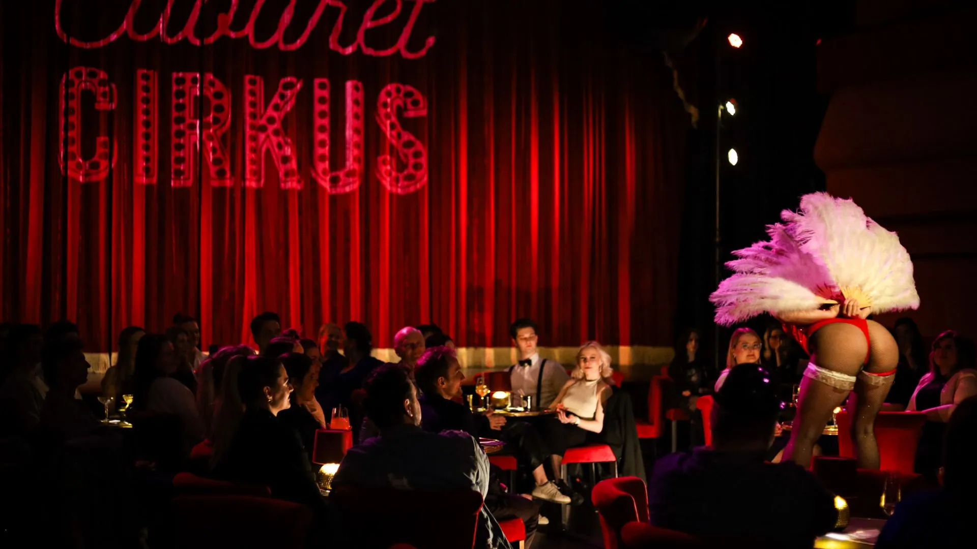 Kabaret ve Sklepě Na Vyhlídce